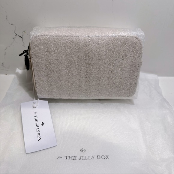 Jilly Box x ELA Micro Belt Bag with L/XL Strap - Spring 2023 Box - Picture 2 of 9